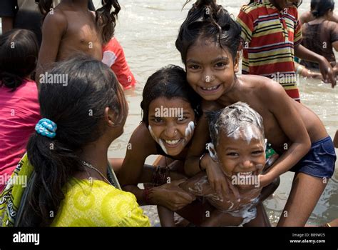 indian naked bath Search